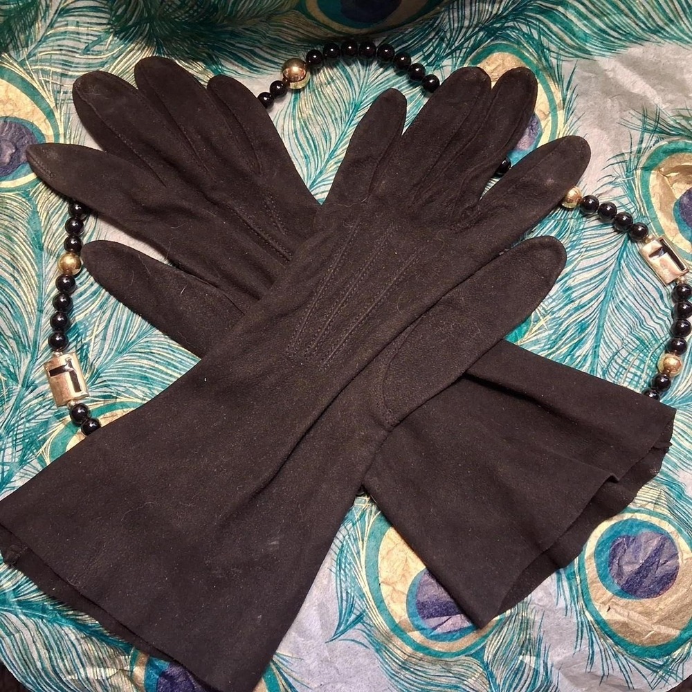 Vintage 60s Black‎ Faux Suede Gauntlet Gloves Topstitched